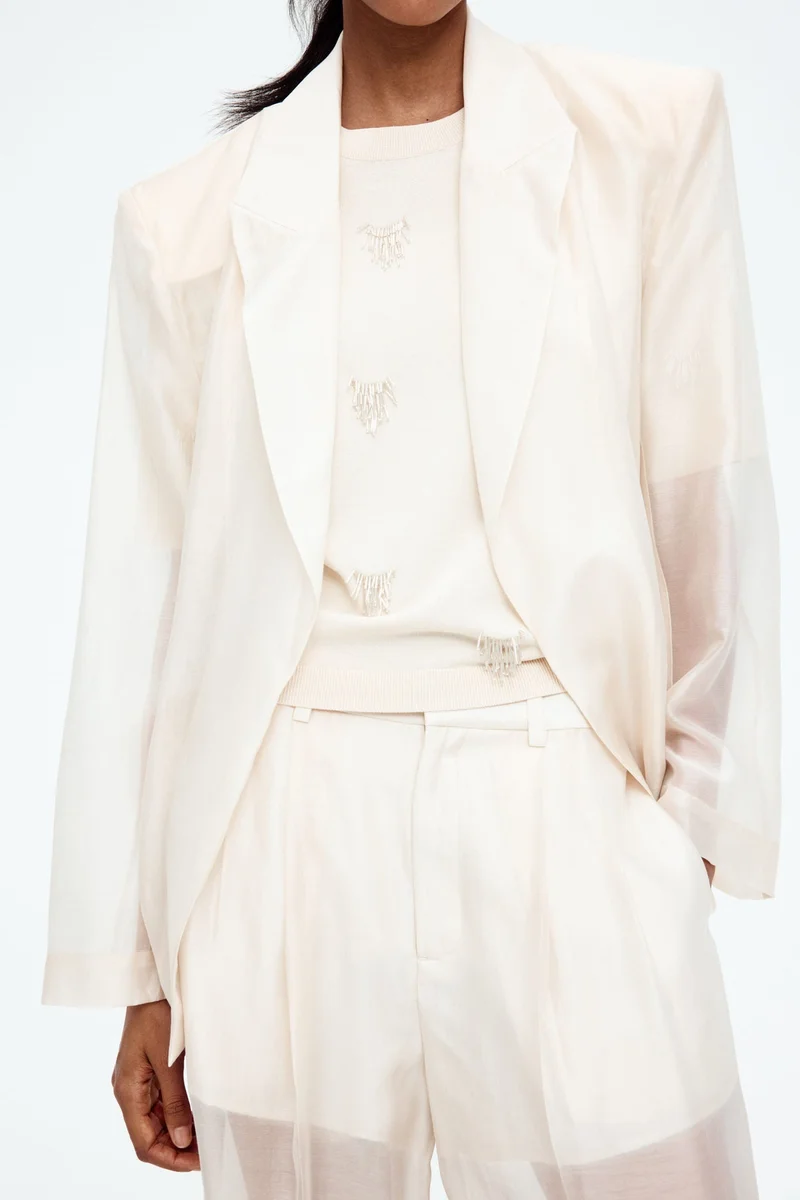 اتش اند ام بلوزة مزخرفة بالخرز